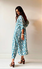 Cargar imagen en el visor de la galería, VESTIDO PAOLA BLUE LIME CIRCLES