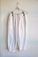 Load image into Gallery viewer, PANTALÓN JACQUELINE OFF WHITE
